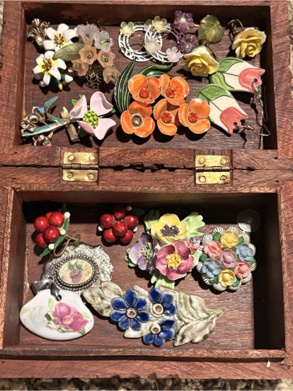 Vintage Floral Jewelry Lot Enamel Flower Brooches Earrings Pins Porcelain